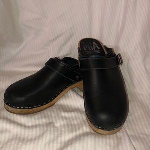 MIA Black Classic Leather Clogs